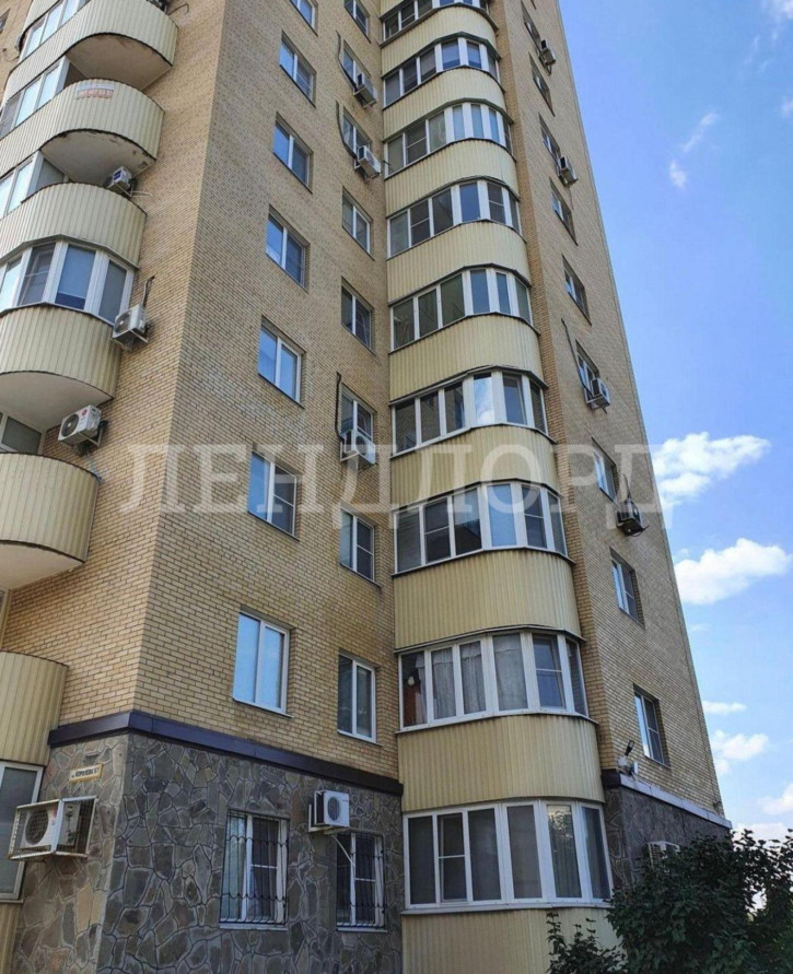 3-комн квартира проспект Королёва, 6/7