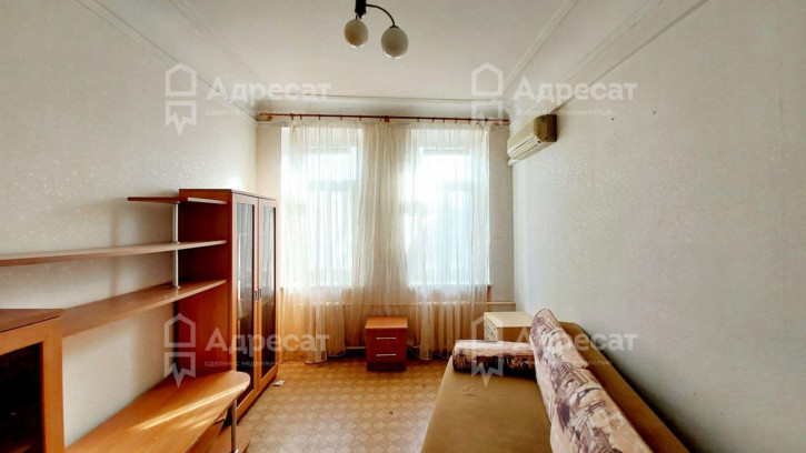 3-комн квартира ул. Пражская,  д.10