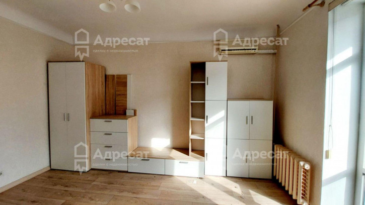 3-комн квартира ул. Пражская,  д.10