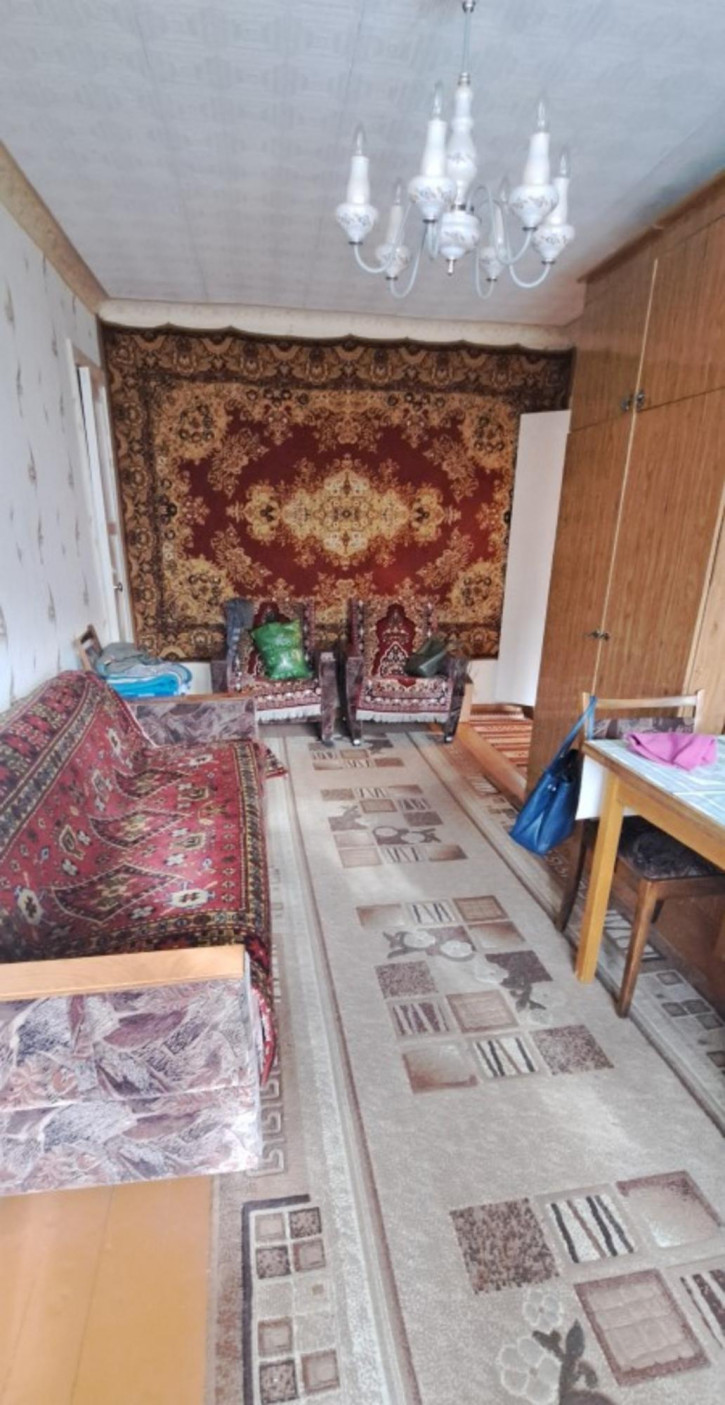 2-комн квартира б-р Победы, 8