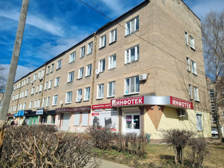 3-комн квартира Дзержинского ул, 20