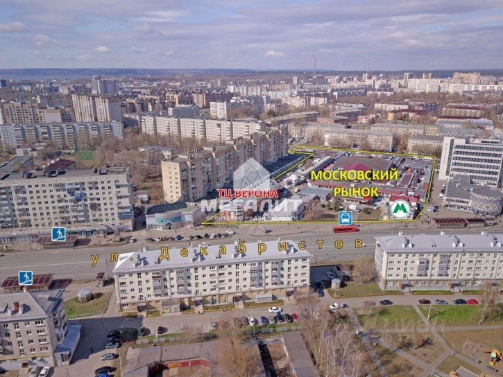 Отдельное здание улица Декабристов, 131Е,  д. 131Е