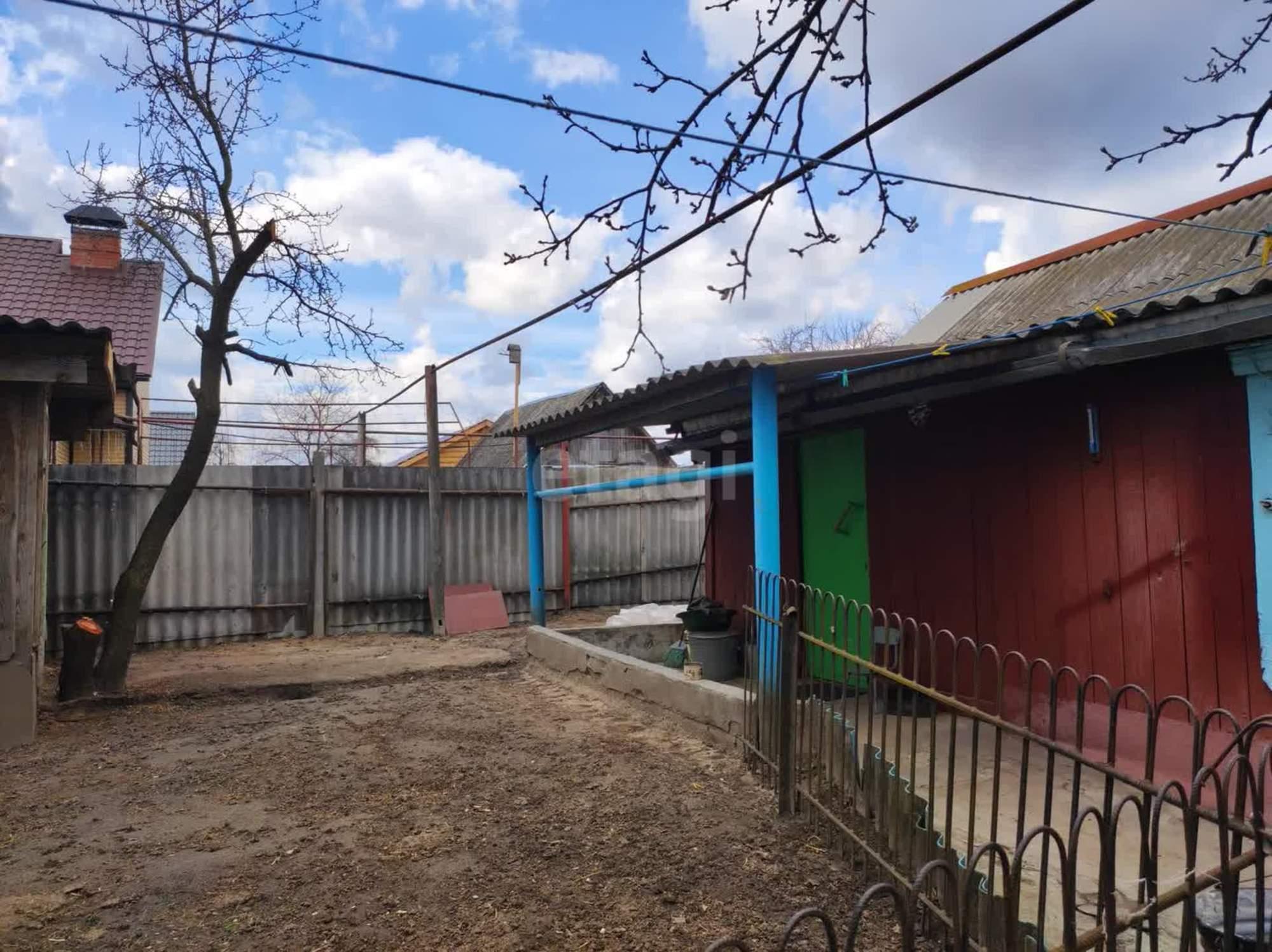 Купить дачу, дом, коттедж за 1 300 000 рублей на Октябрьская улица