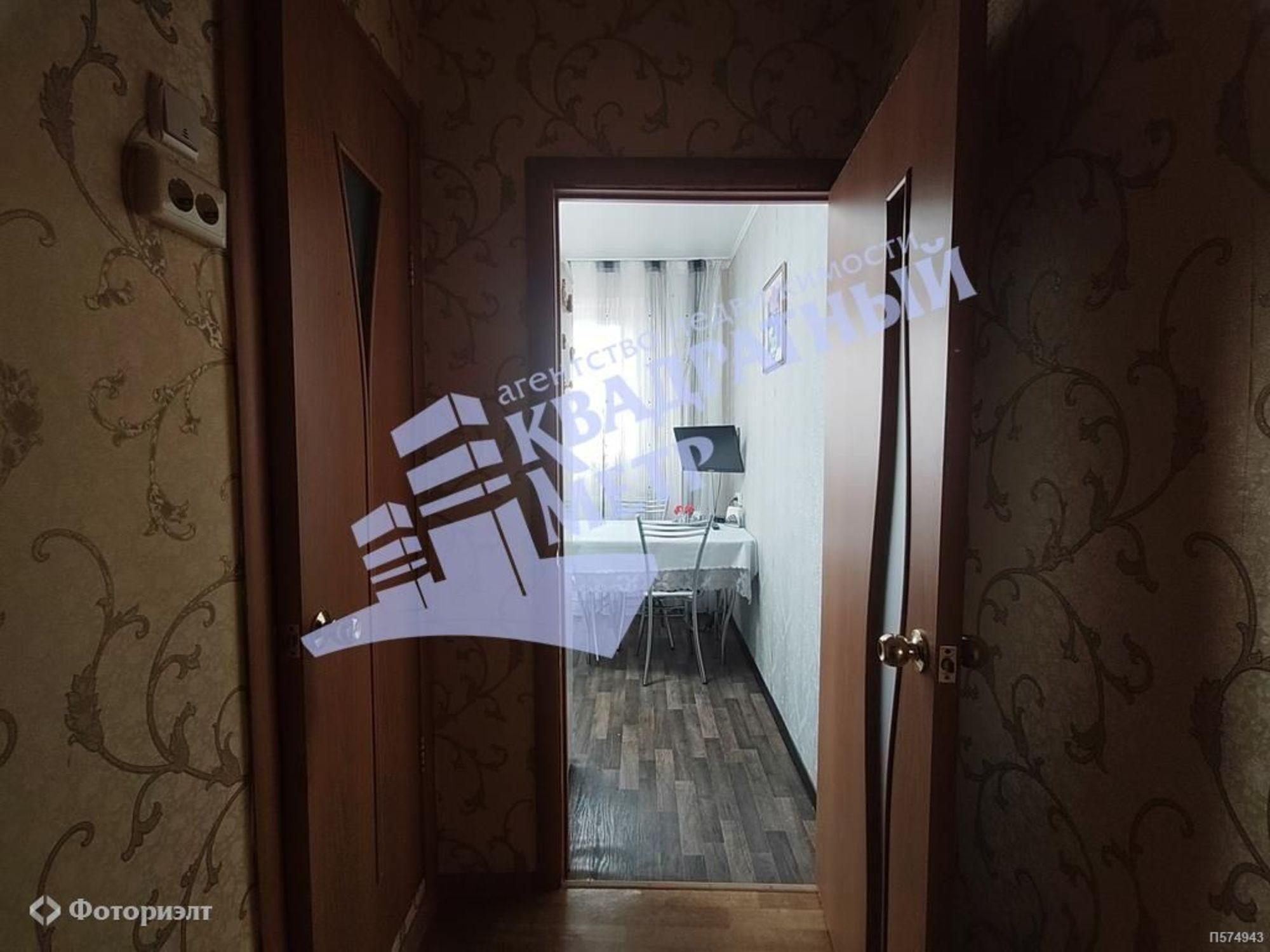 Купить квартиру за 3 900 000 рублей на Братьев Захаровых ул, 152
