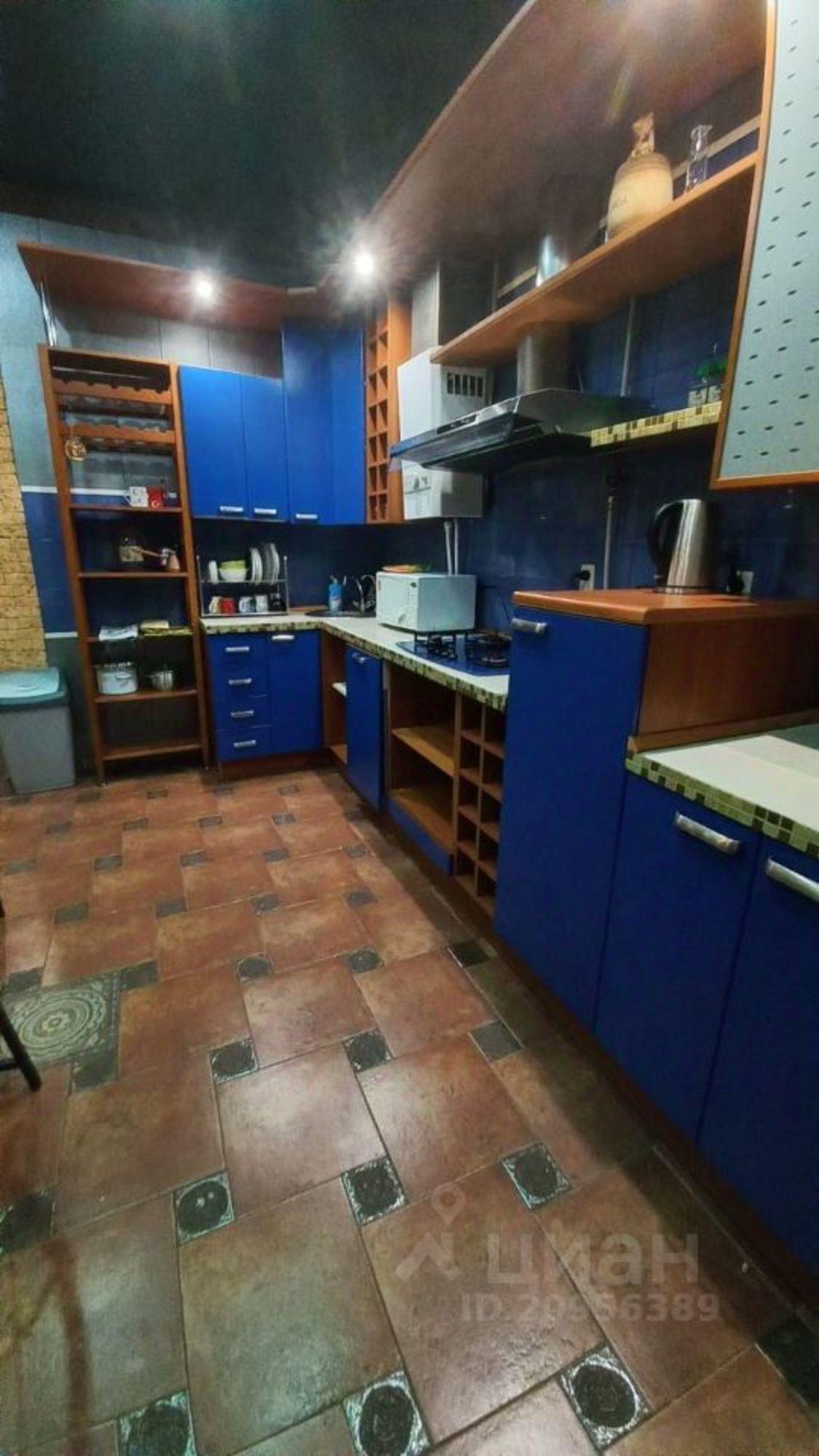 Сдать дачу, дом, коттедж за 80 000 рублей на улица Энгельса, 34
