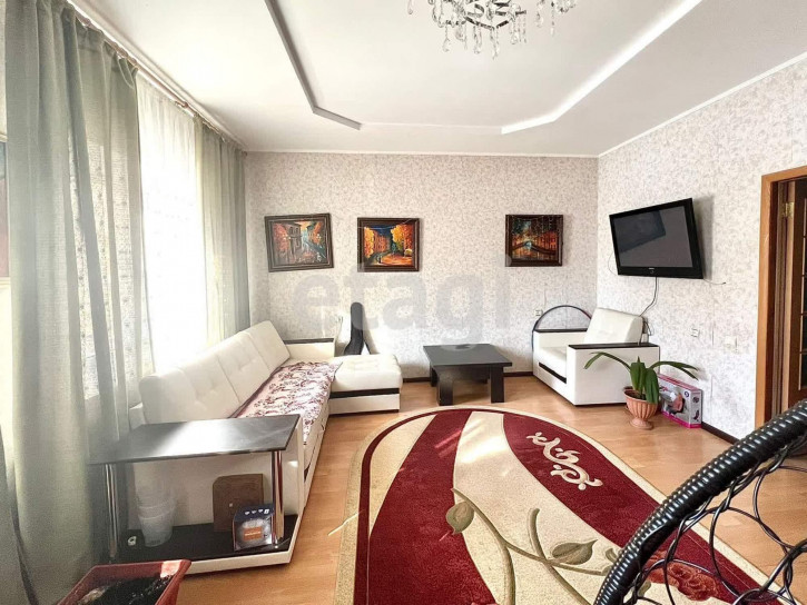 3-комн квартира Бежицкая улица