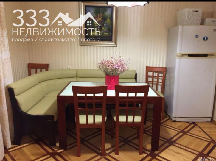 4-комн квартира Весенняя ул, 9