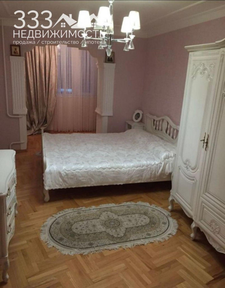 4-комн квартира Весенняя ул, 11К1