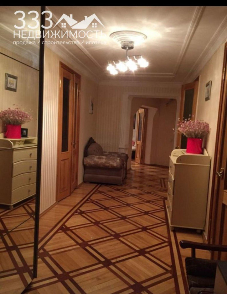 4-комн квартира Весенняя ул, 11К1