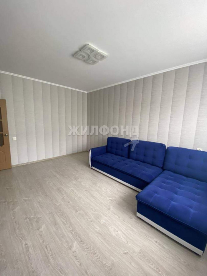 2-комн квартира 13-й микрорайон, д.12