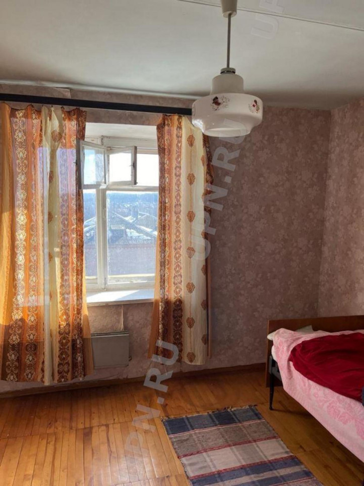 2-комн квартира колхозников, 52