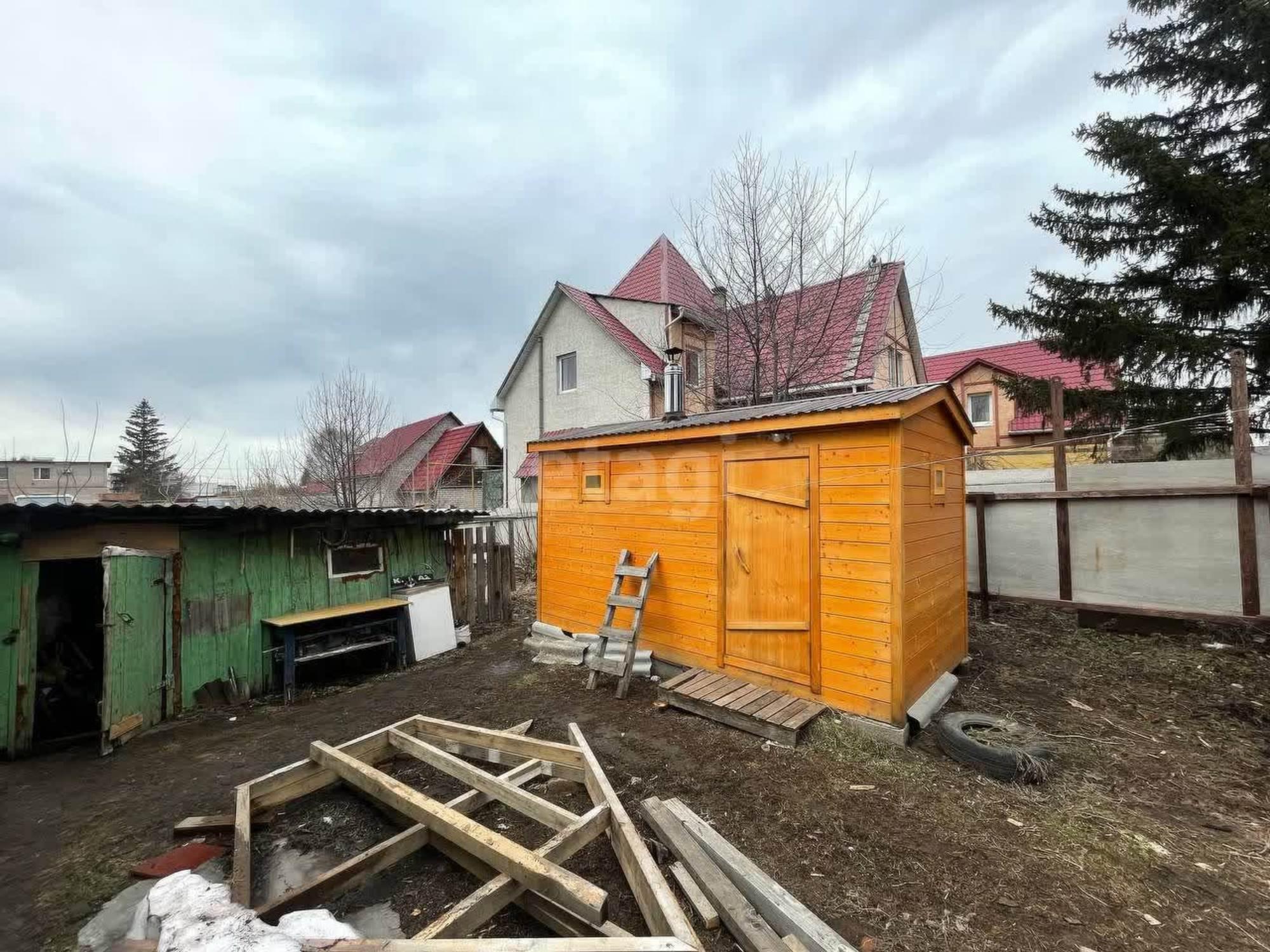 Купить дачу, дом, коттедж за 2 550 000 рублей на Больничная, 6