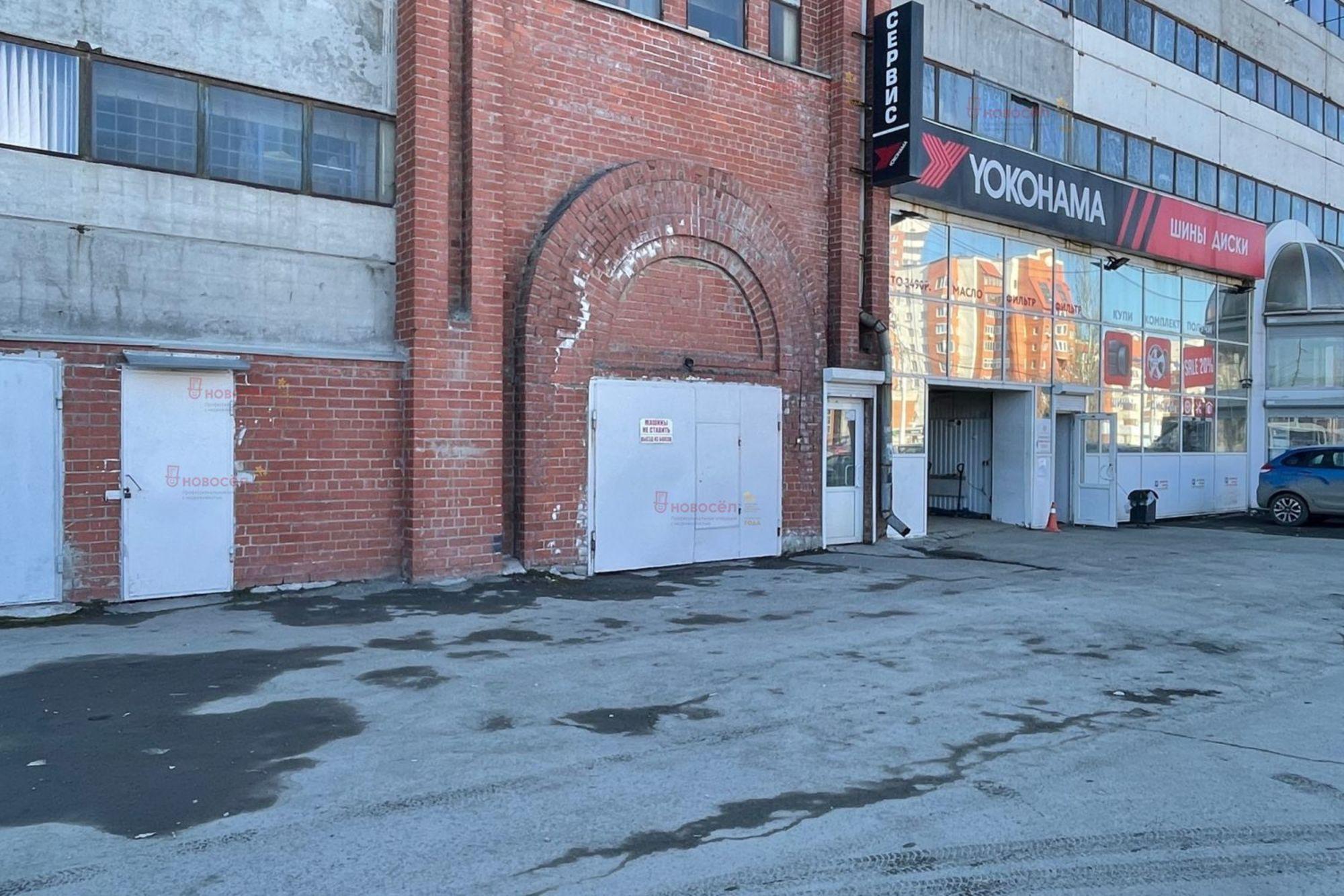Купить гараж, место в паркинге за 1 500 000 рублей на Фронтовых бригад 14