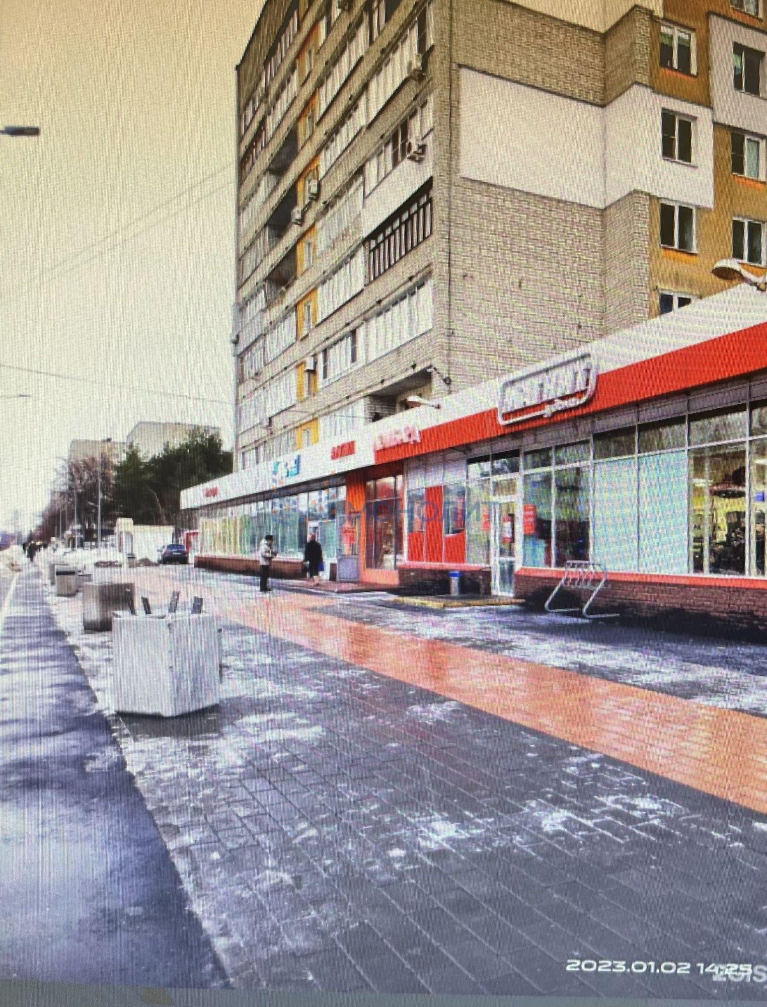 Купить торговое помещение за 68 000 000 рублей на Веденяпина ул, 15