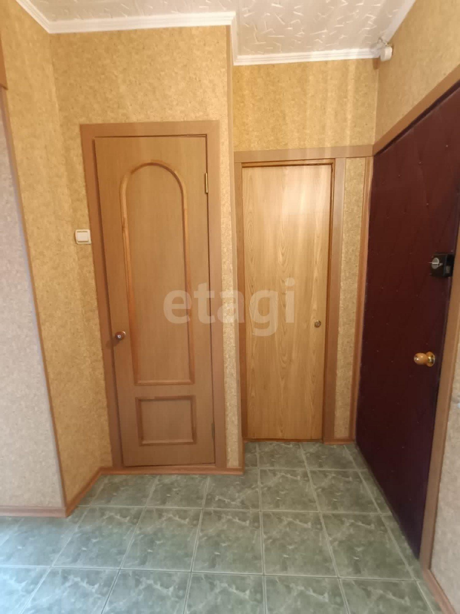 Купить квартиру за 3 880 000 рублей на Дмитриева, 2/1