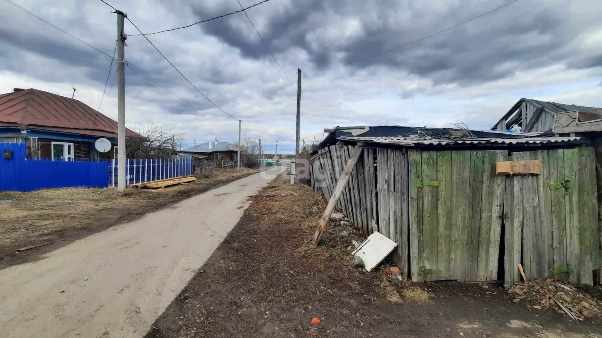 Купить дачу, дом, коттедж за 2 500 000 рублей на 1-й Трактовый пер., 4