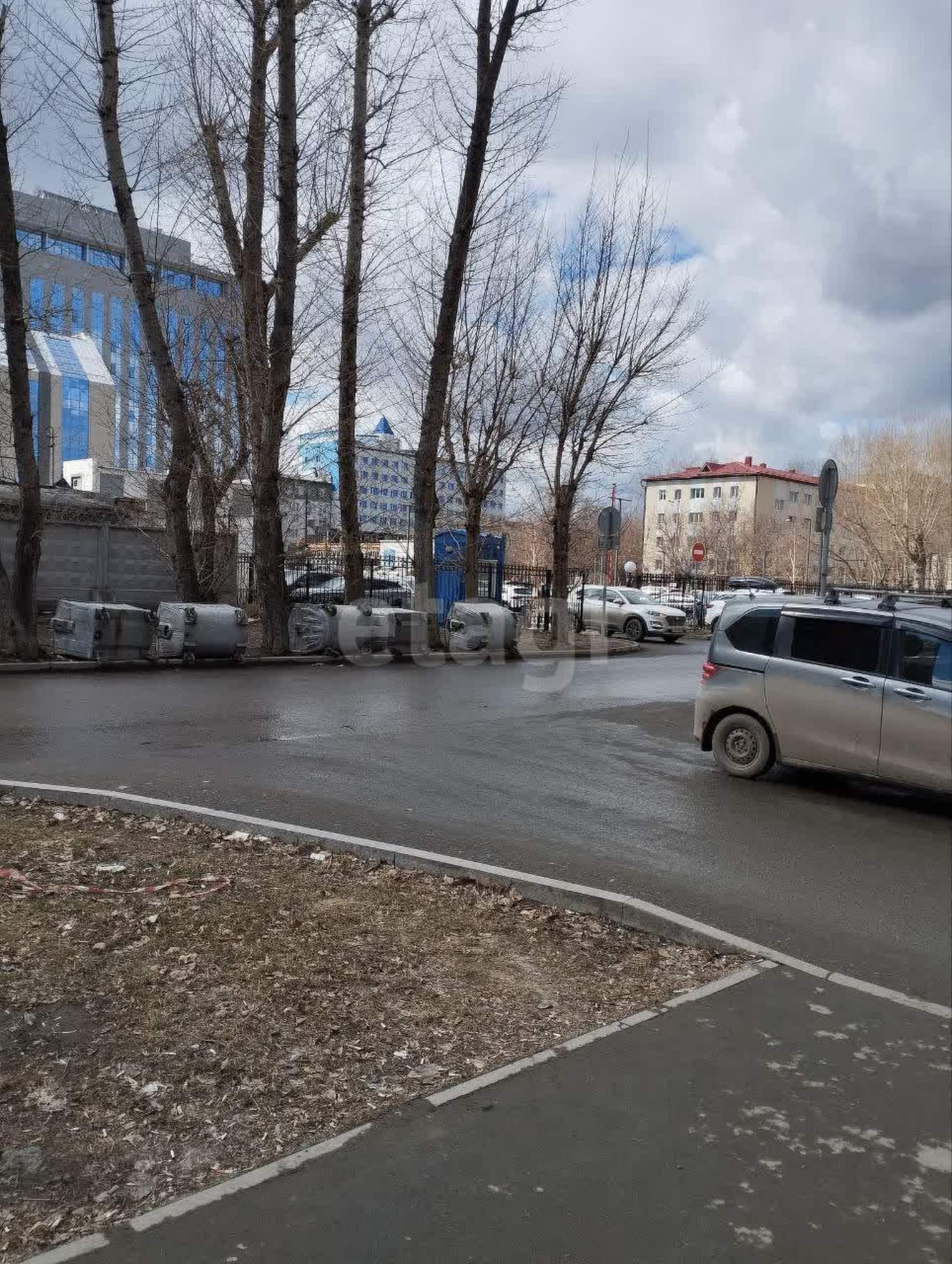 Купить офис, помещение под офис за 11 500 000 рублей на Мельникайте 96