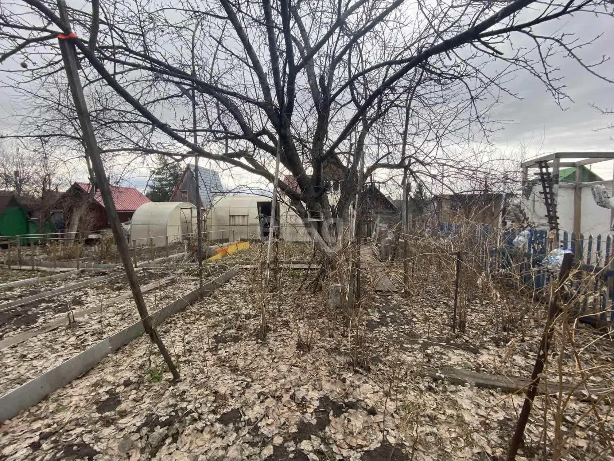 Купить дачу, дом, коттедж за 2 300 000 рублей на Зеленая,