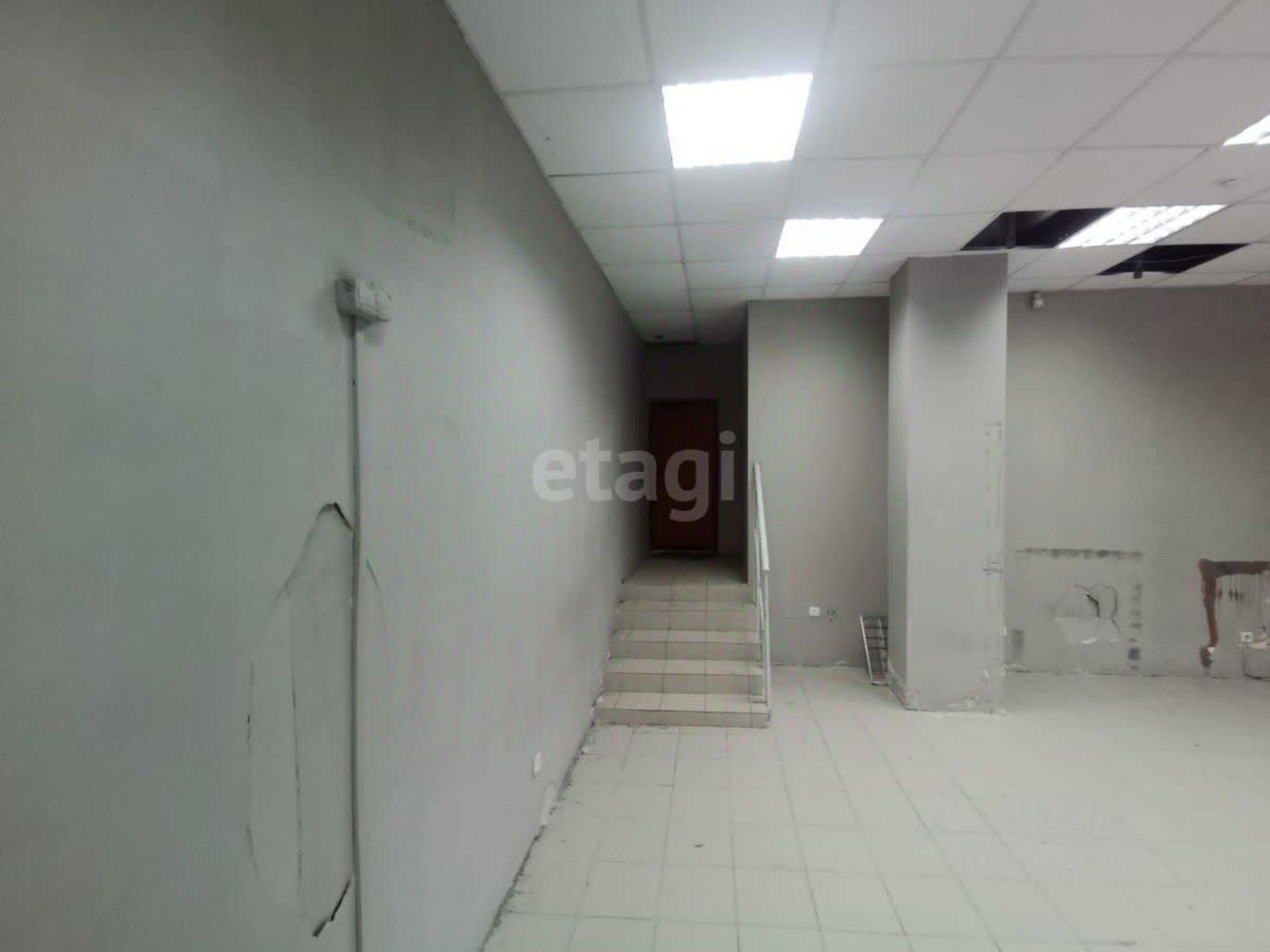 Купить офис, помещение под офис за 9 975 000 рублей на Екатеринбург