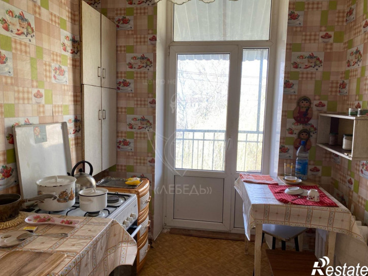 2-комн квартира Луначарского улица,24