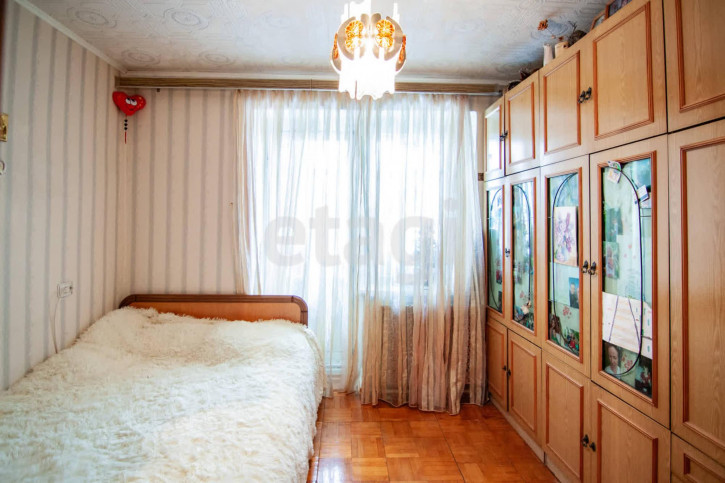 4-комн квартира Штеймана, 60