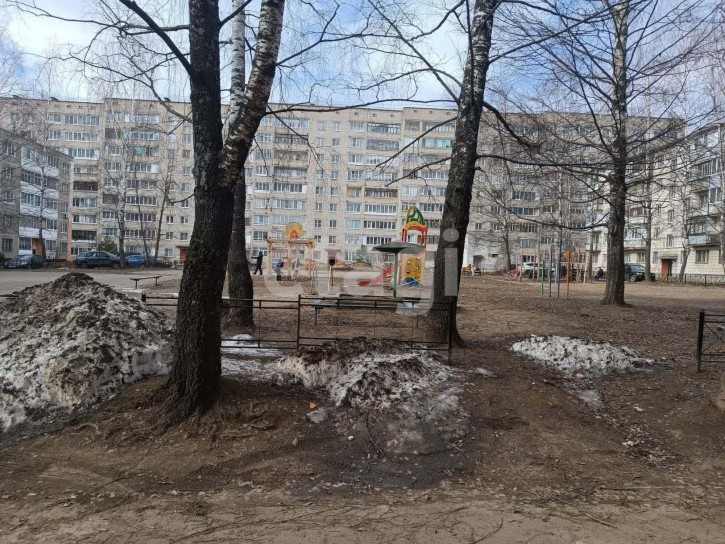 3-комн квартира Профсоюзная, 32