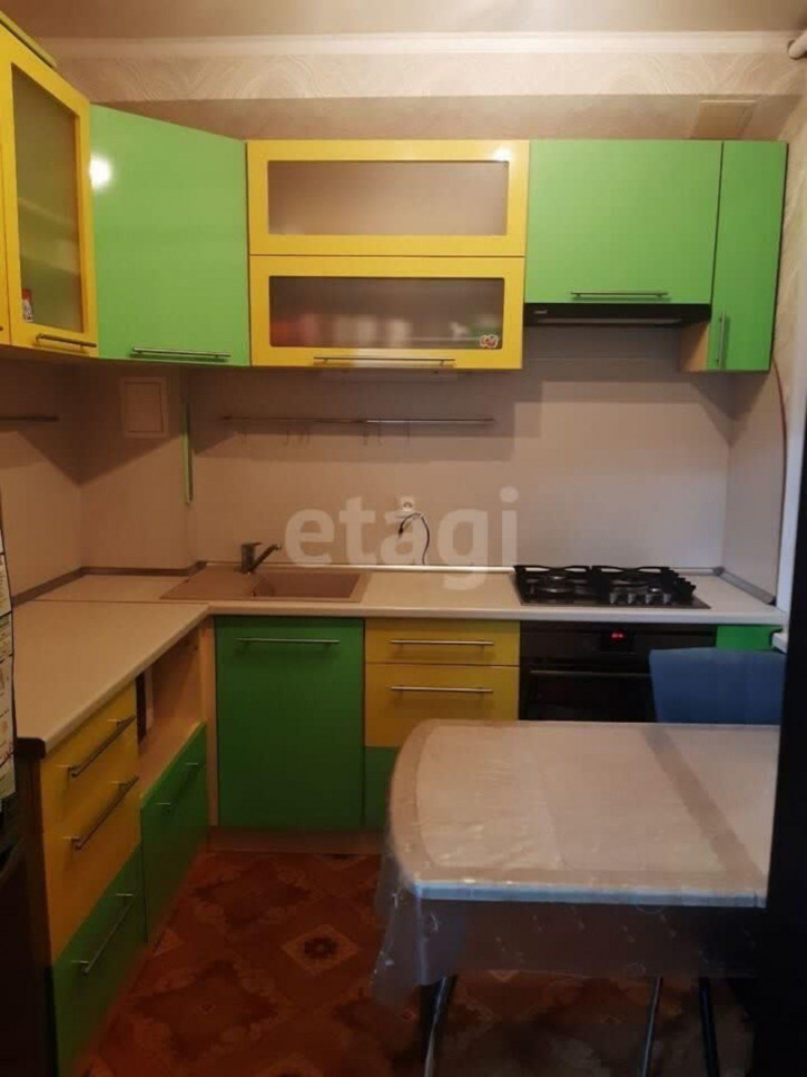 2-комн квартира Победы, 88