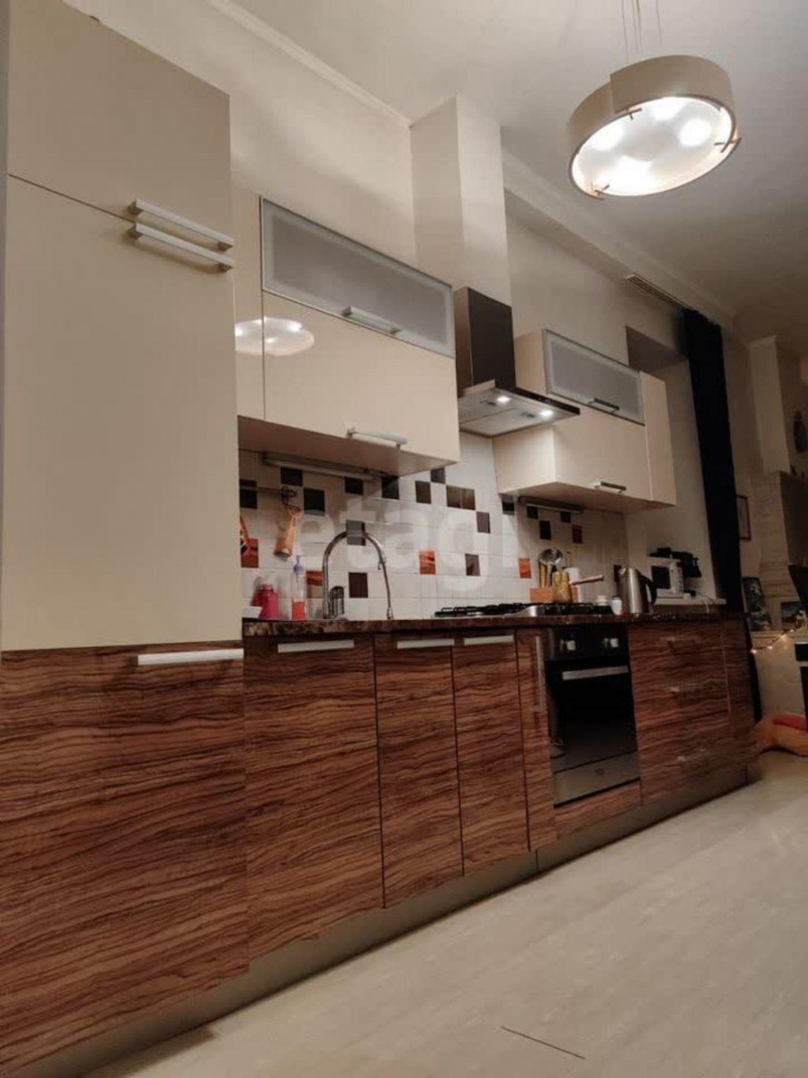 2-комн квартира Братьев Коростелевых, 42а