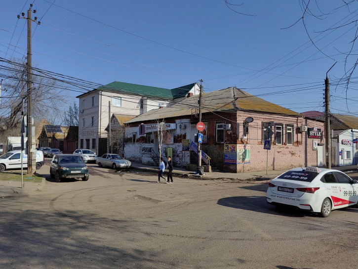 Помещение свободного назначения г. Астрахань, Кировский р-н, ул. Свердлова/Бабушкина 112/103