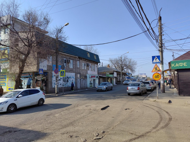 Помещение свободного назначения г. Астрахань, Кировский р-н, ул. Свердлова/Бабушкина 112/103