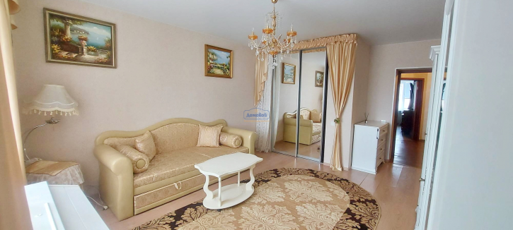2-комн квартира Академическая ул., 10