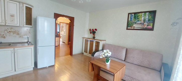 2-комн квартира Академическая ул., 10