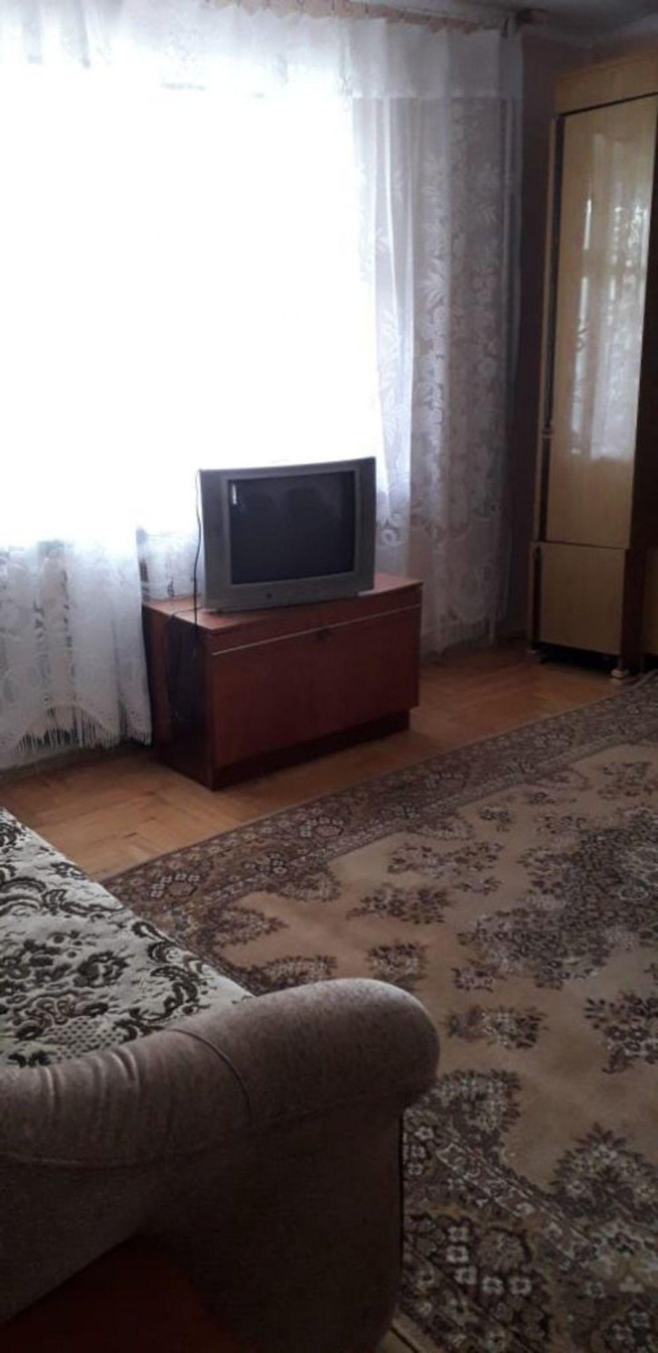 1-комн квартира Орджоникидзе ул, 3