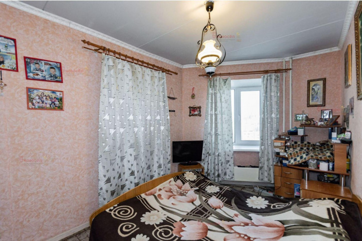3-комн квартира Бебеля 184