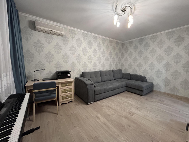 3-комн квартира улица Чкалова, 31