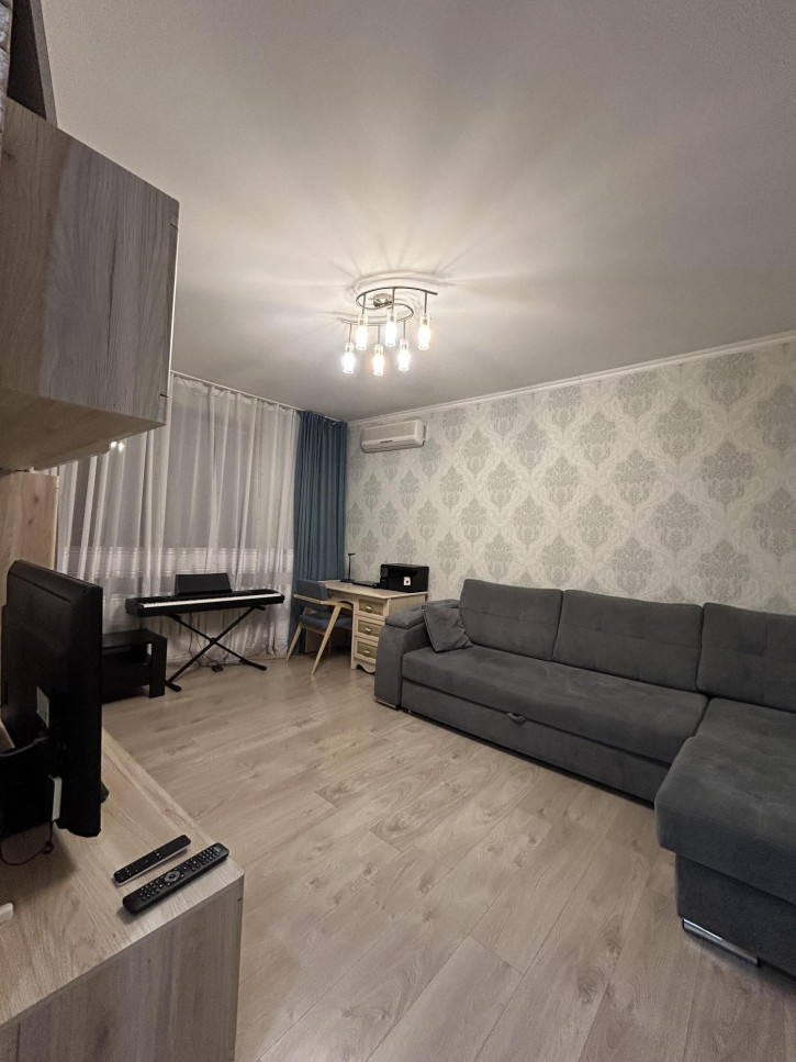 3-комн квартира улица Чкалова, 31