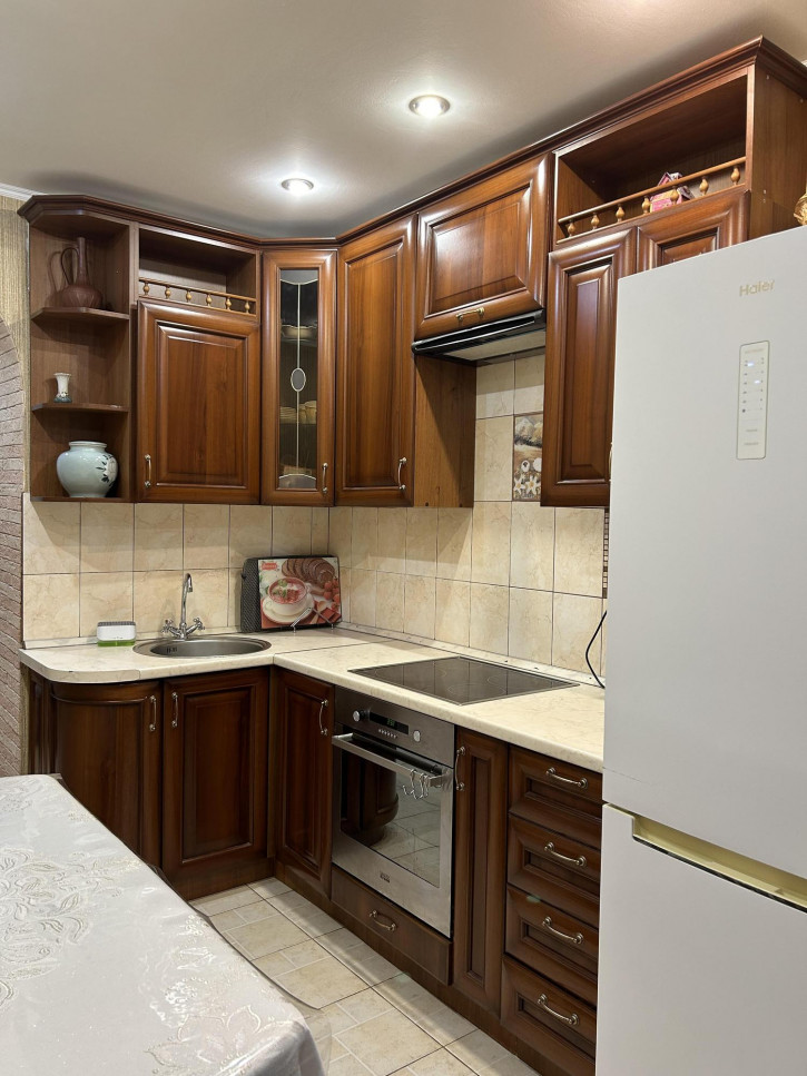 3-комн квартира улица Чкалова, 31