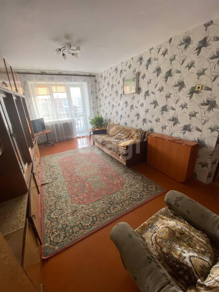 2-комн квартира Челюскинцев 4-я, 97