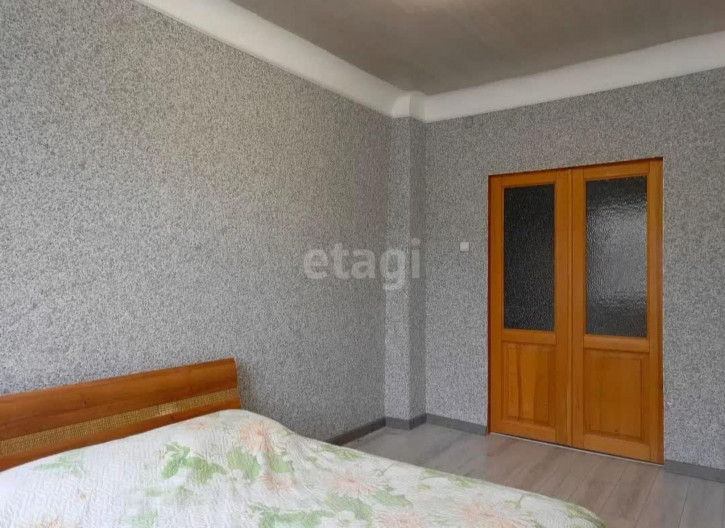 2-комн квартира Серова, 21