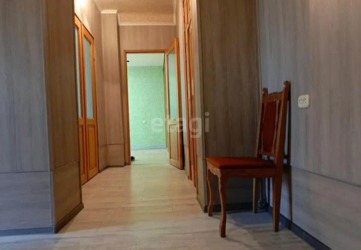2-комн квартира Серова, 21