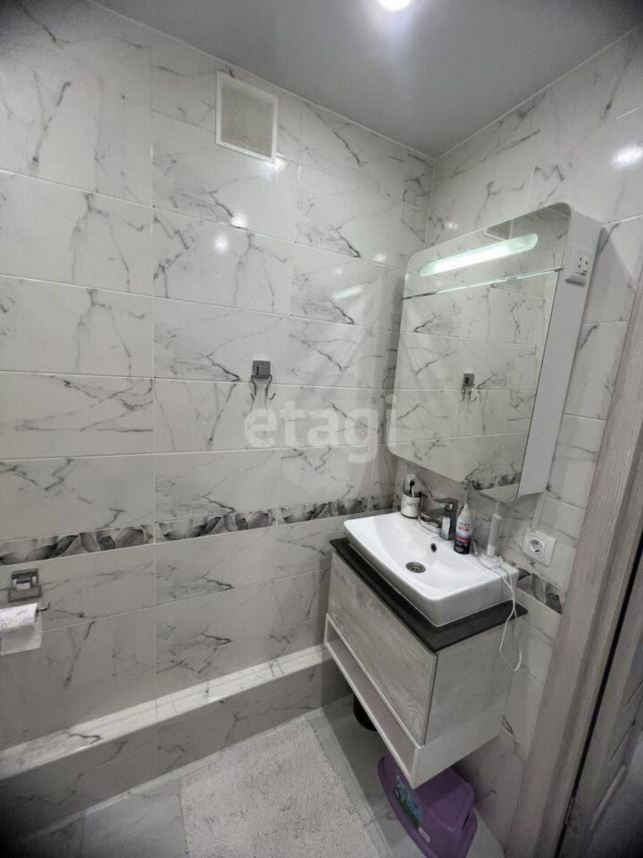 3-комн квартира Федюнинского, 60