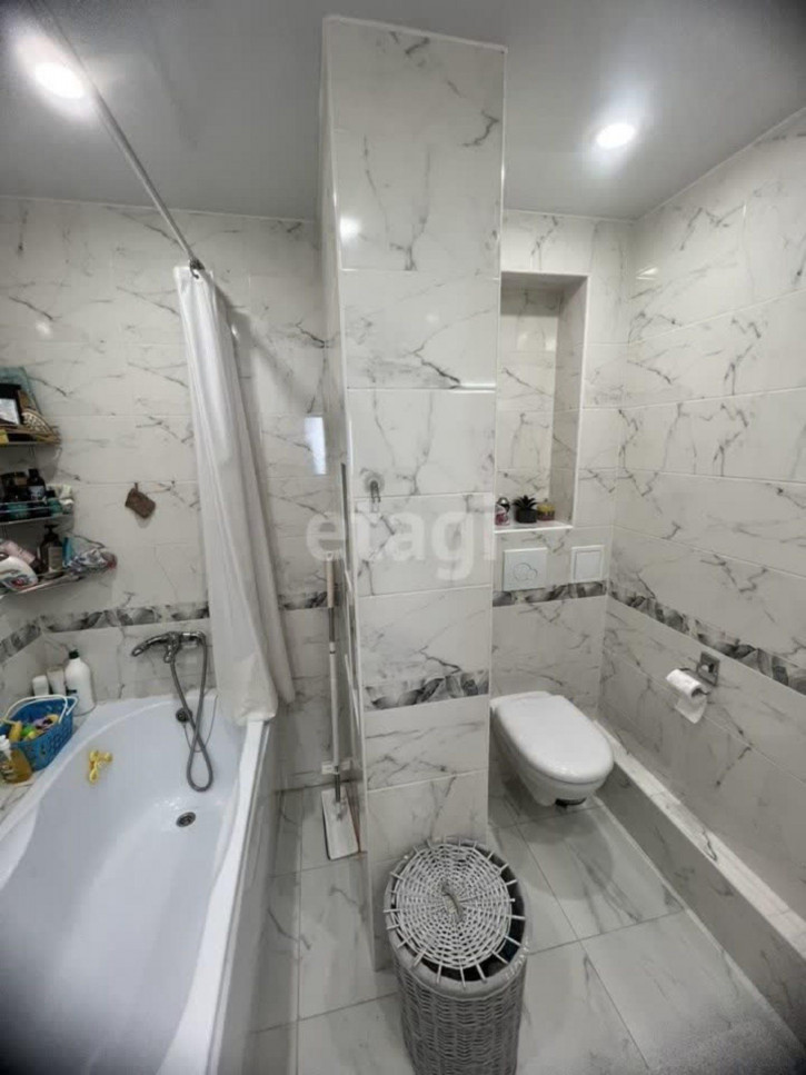 3-комн квартира Федюнинского, 60