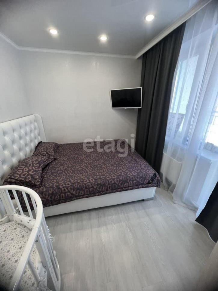3-комн квартира Федюнинского, 60