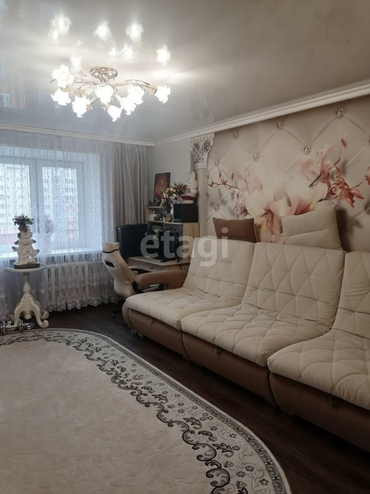 2-комн квартира Широтная, 126/3