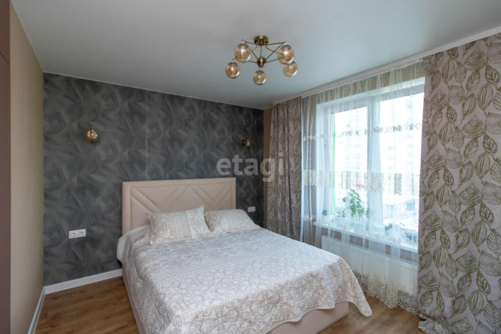 2-комн квартира Велижанская, 66