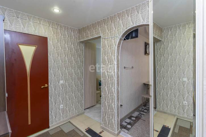 1-комн квартира Энергостроителей, 18