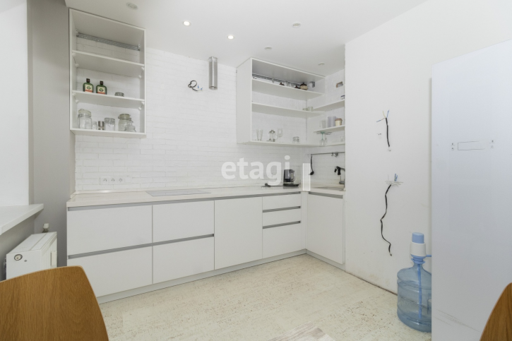 2-комн квартира Тимофея Чаркова, 81