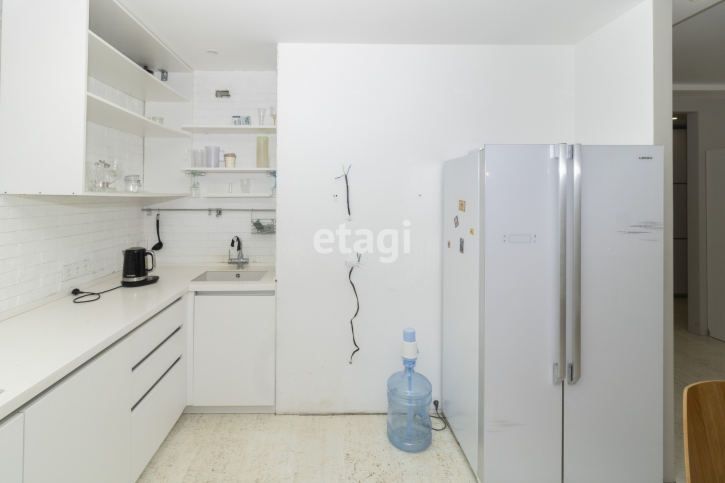 2-комн квартира Тимофея Чаркова, 81