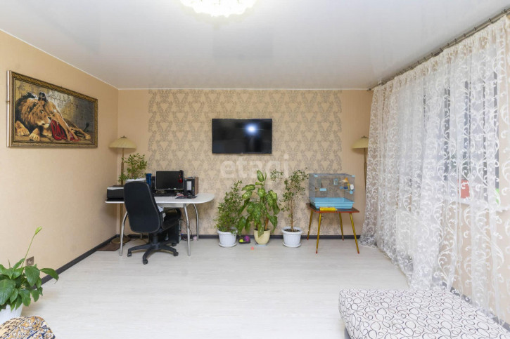 3-комн квартира Пермякова, 83/1