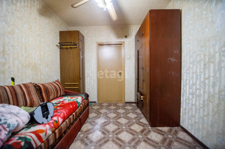 3-комн квартира Октябрьская, 6